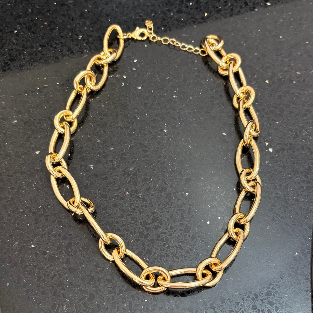 Elegant Gold Chain Necklace Costume